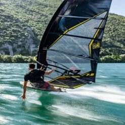 Voile De Windsurf Point-7 ACZ - Black 13 Voile De Windsurf Point-7 ACZ - Black -Équipement De Surf Soldes 2024 7b03dd98fa892bf5857fbad3471528ad1c53428e E22POINWAT82584 4