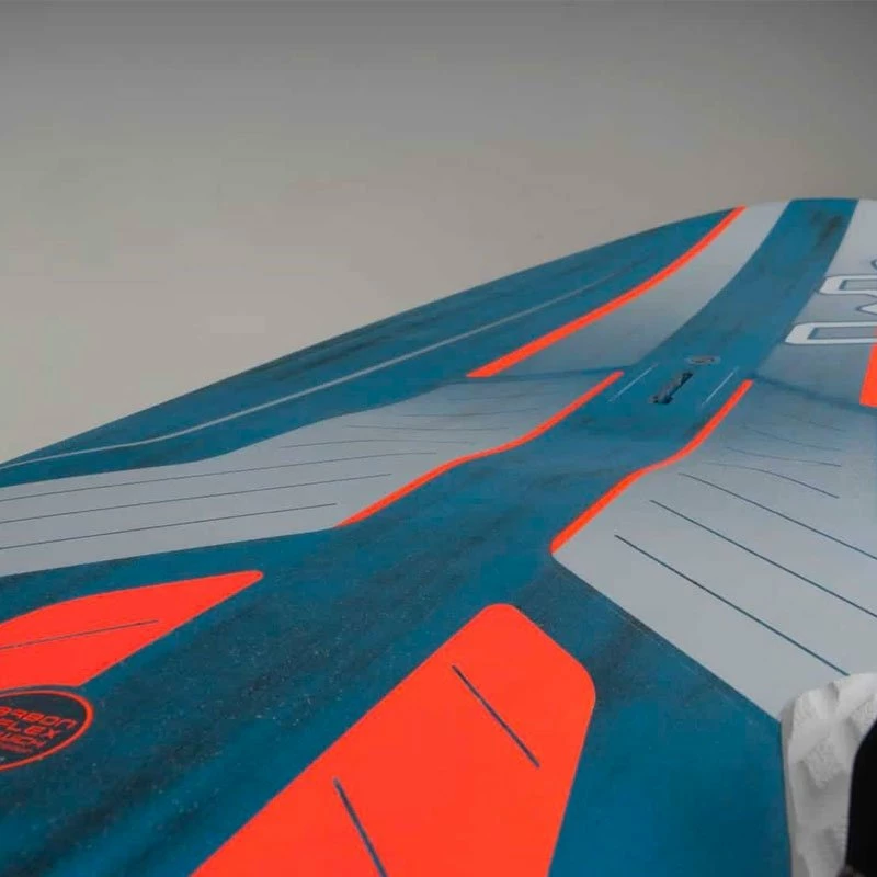 Board De Windsurf Starboard ISonic Speed Slalom Carbon Sandwich 8 Board De Windsurf Starboard ISonic Speed Slalom Carbon Sandwich – Image 6